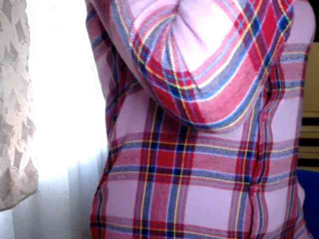 LadyL09 webcam