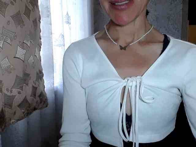 LadyL09 webcam