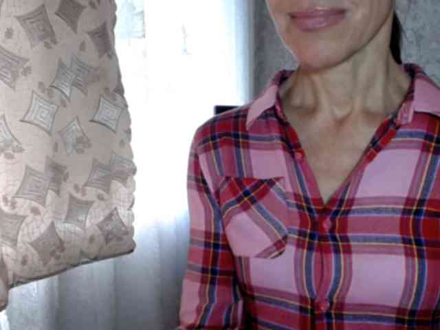 LadyL09 webcam