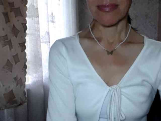 LadyL09 webcam