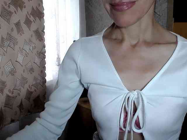 LadyL09 webcam