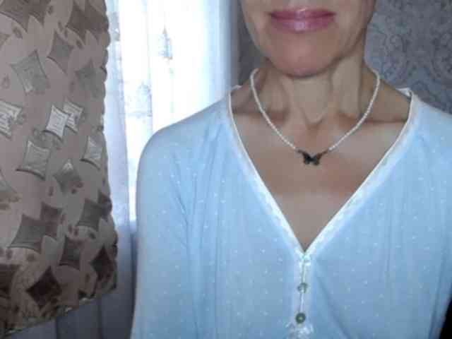 LadyL09 webcam