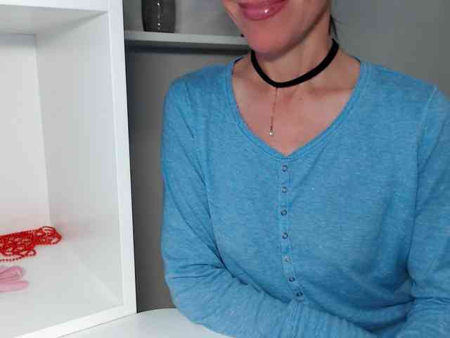 LadyL09 webcam