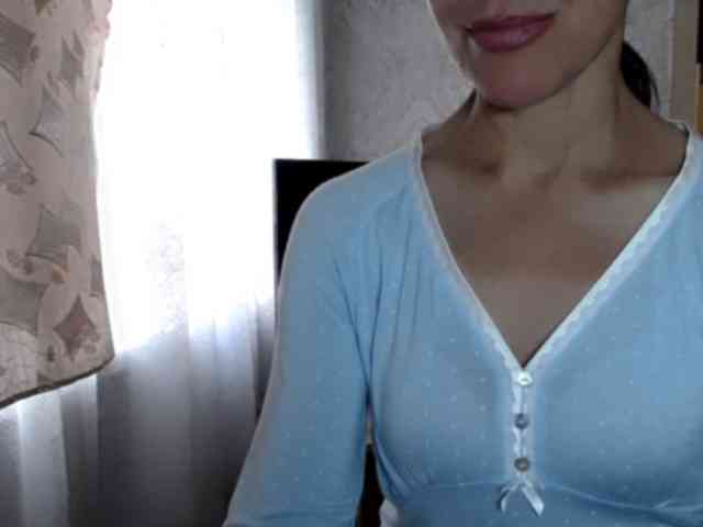 LadyL09 webcam