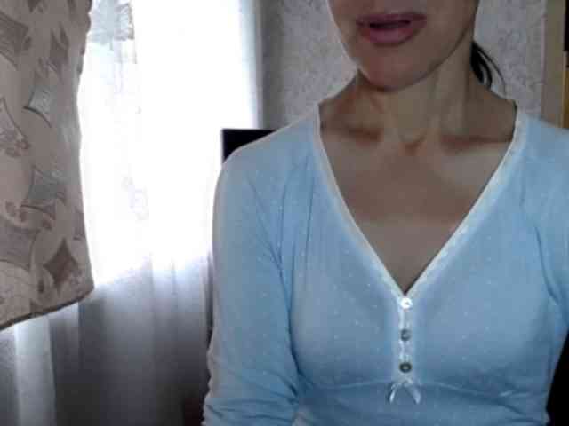 LadyL09 webcam