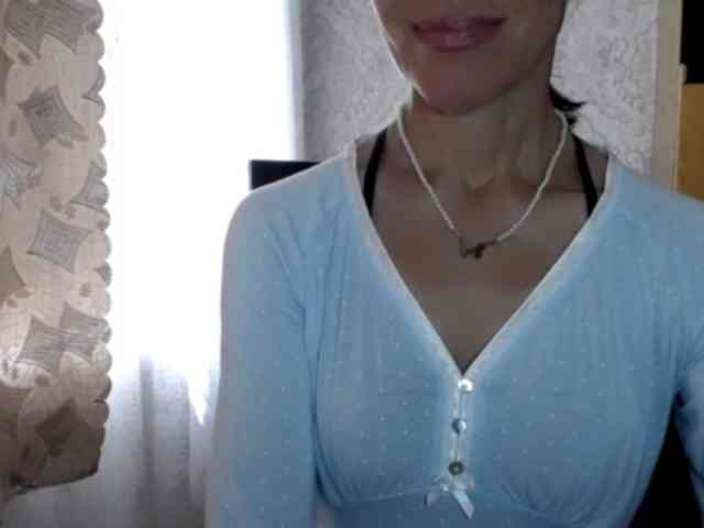 LadyL09 webcam