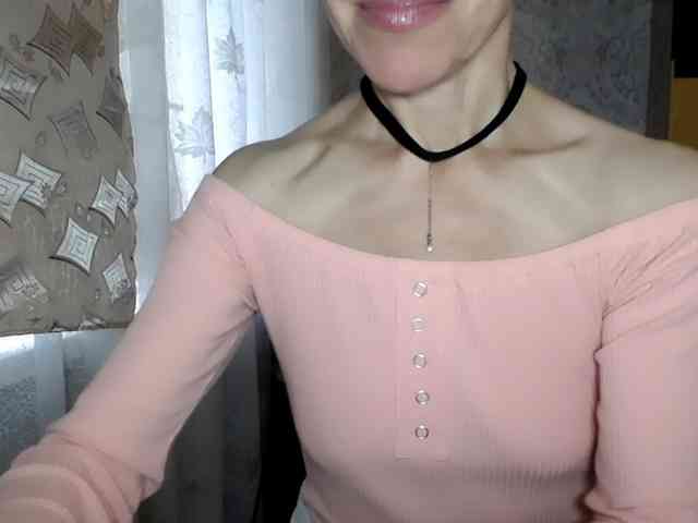 LadyL09 webcam