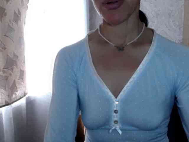 LadyL09 webcam