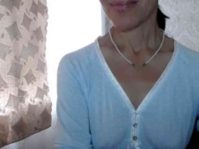 LadyL09 webcam