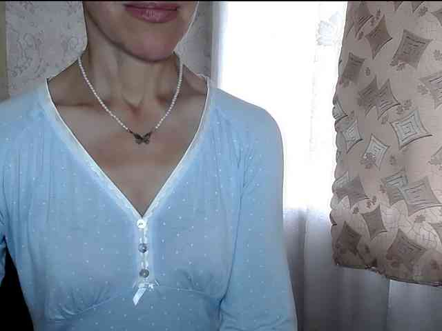 LadyL09 webcam