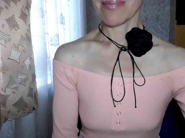 LadyL09 webcam