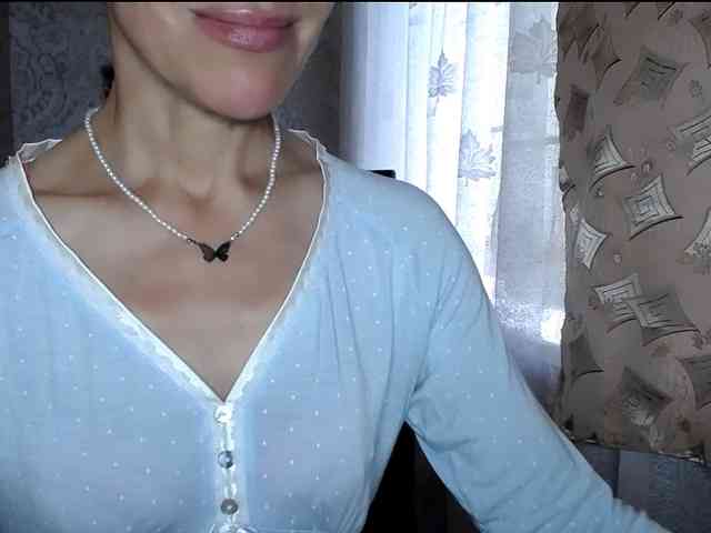 LadyL09 webcam