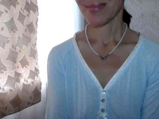 LadyL09 webcam