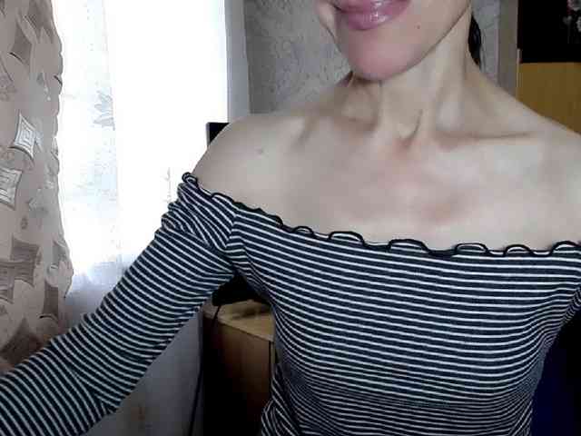 LadyL09 webcam