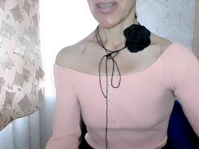 LadyL09 webcam