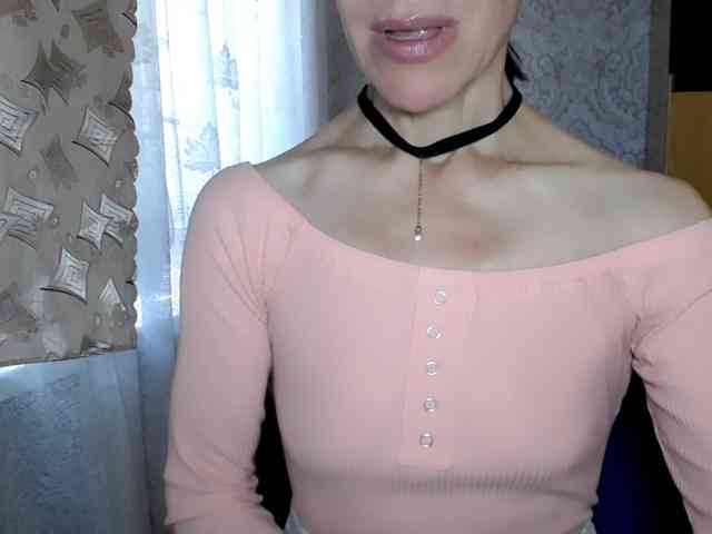 LadyL09 webcam