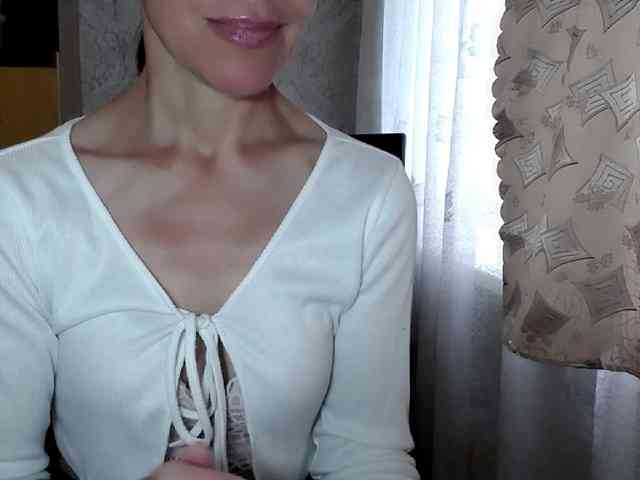LadyL09 webcam