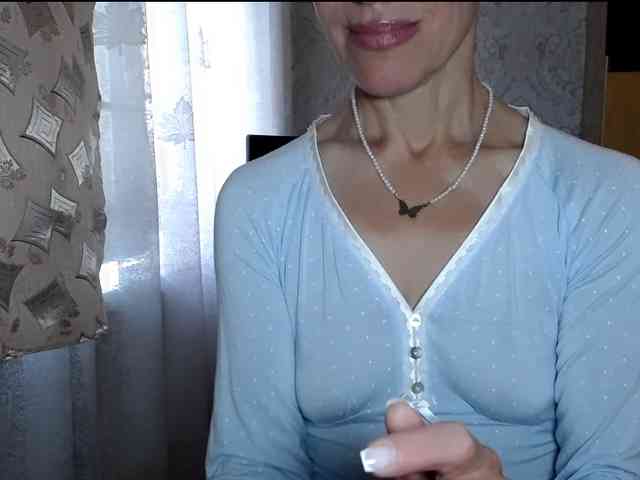 LadyL09 webcam