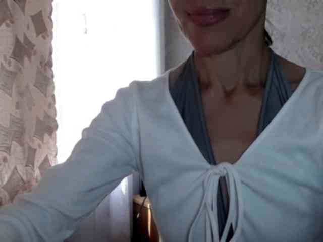 LadyL09 webcam