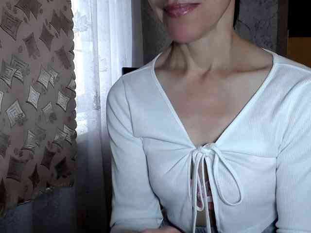 LadyL09 webcam