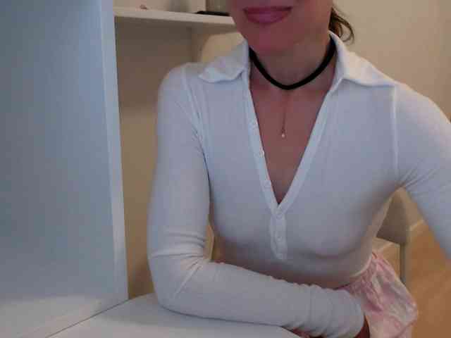 LadyL09 webcam