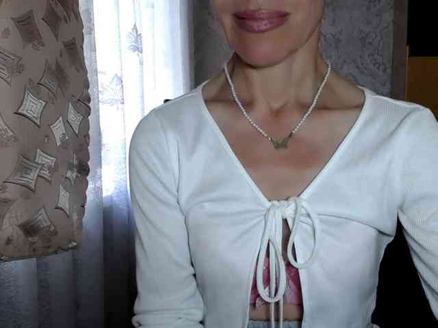 LadyL09 webcam