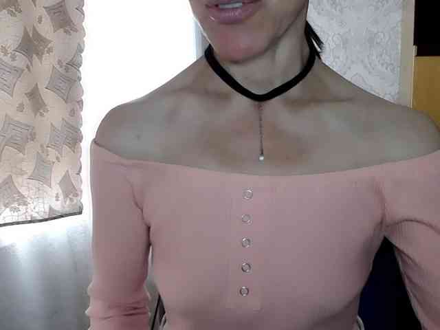 LadyL09 webcam