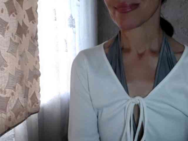 LadyL09 webcam
