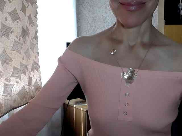 LadyL09 webcam