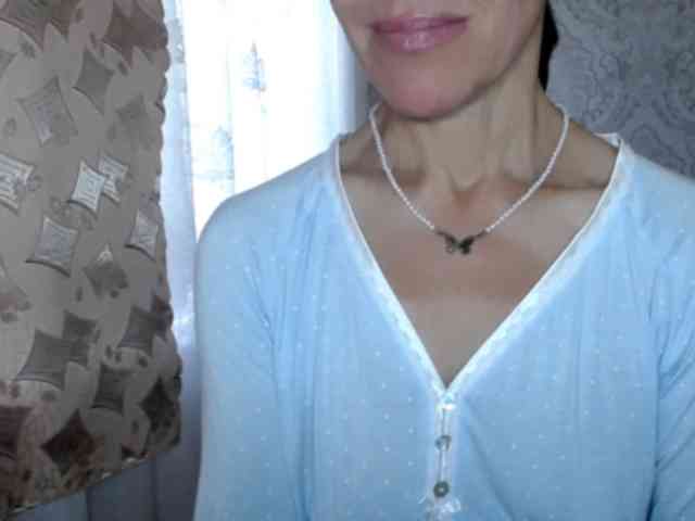 LadyL09 webcam