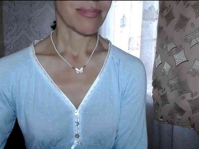 LadyL09 webcam