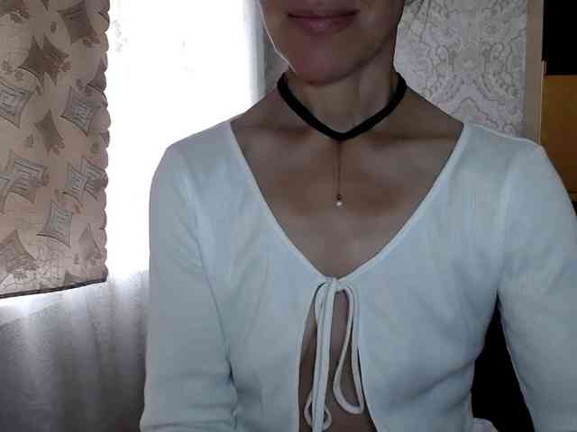 LadyL09 webcam