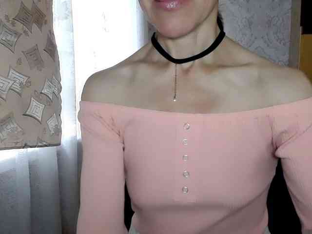 LadyL09 webcam