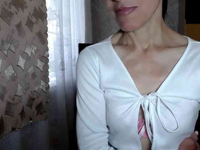 LadyL09 webcam