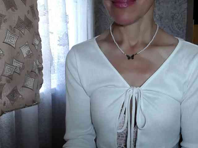LadyL09 webcam