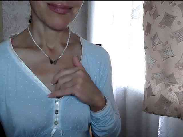 LadyL09 webcam