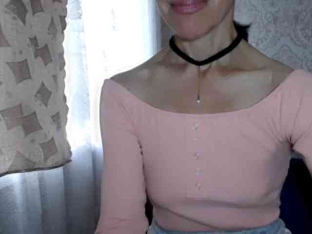 LadyL09 webcam