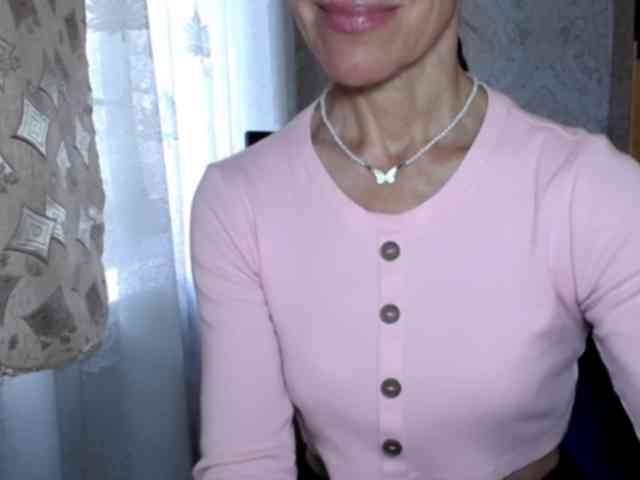 LadyL09 webcam