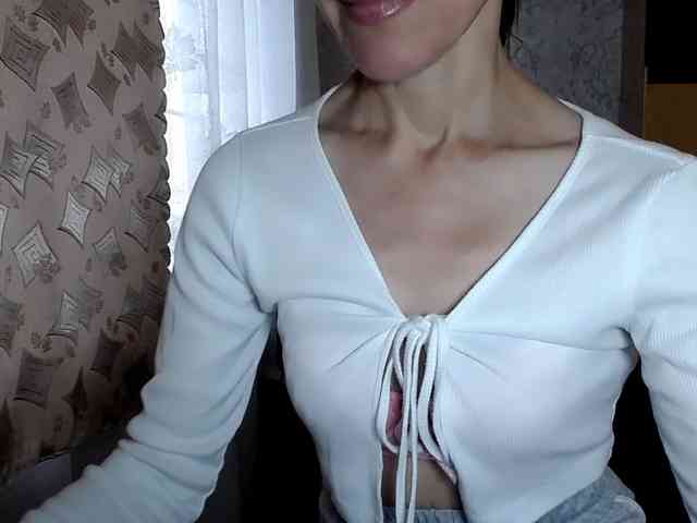 LadyL09 webcam