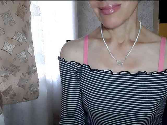LadyL09 webcam