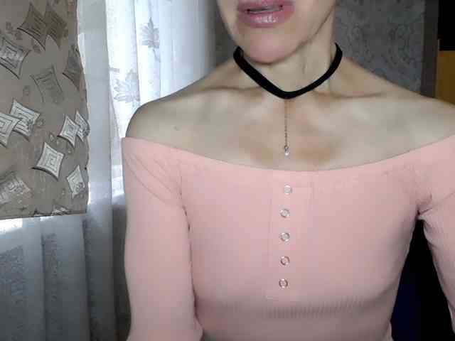 LadyL09 webcam