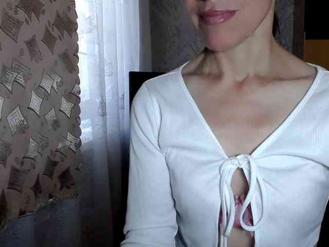 LadyL09 webcam