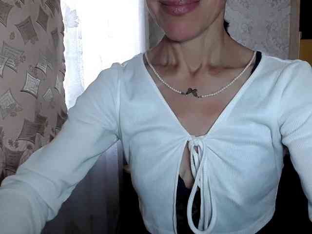 LadyL09 webcam