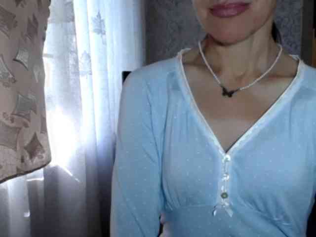LadyL09 webcam