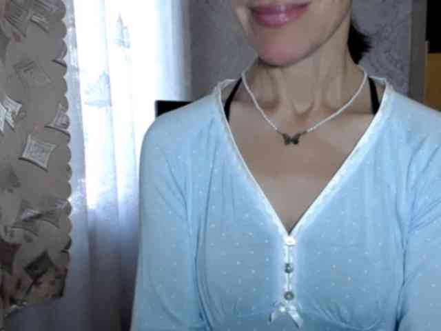 LadyL09 webcam