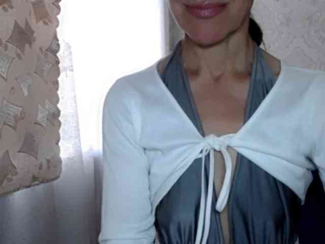 LadyL09 webcam