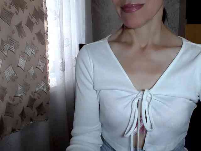 LadyL09 webcam