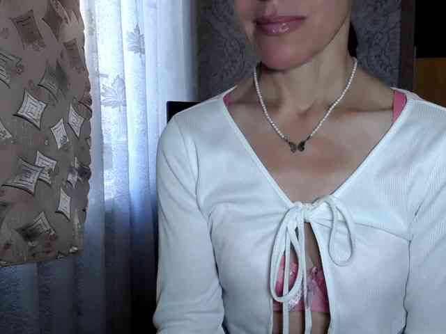 LadyL09 webcam
