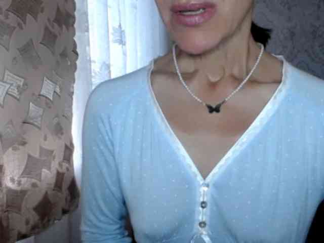 LadyL09 webcam
