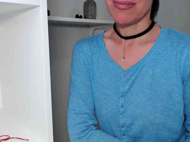 LadyL09 webcam
